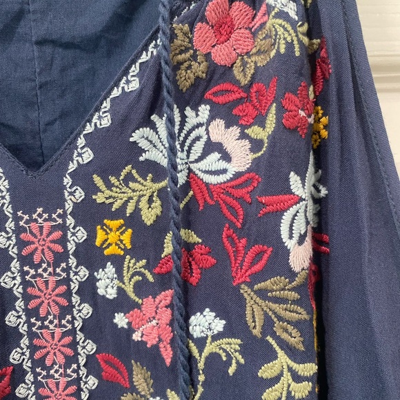 Andree by Unit Size L Blue Sleeveless Floral Embroidered above knee Sun Dress - Picture 3 of 4